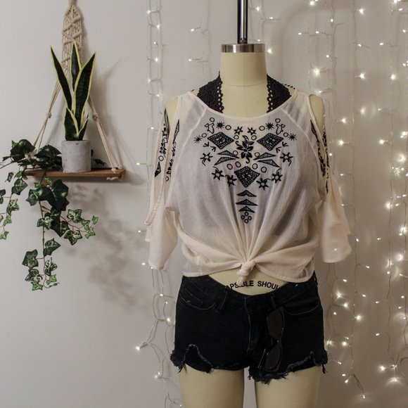 Divided Embroidered Top Sheer - Picture 2 of 9